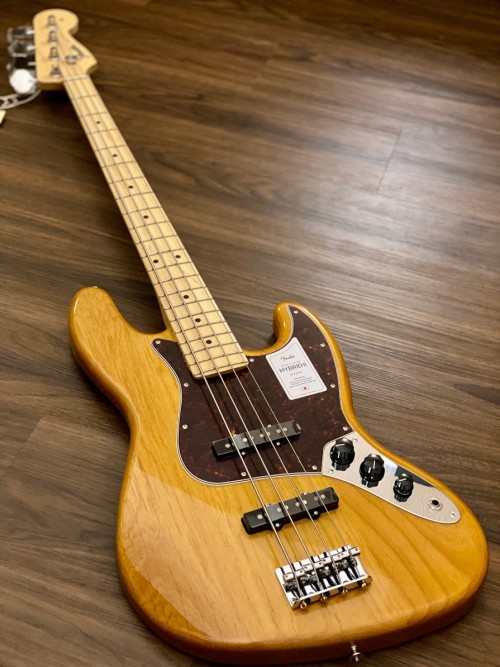 Fender Japan Hybrid II Jazz Bass with Maple FB in Vintage Natural